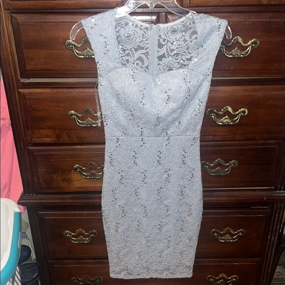Elegant Lace Sleeveless Dress - Grayish blue color!
